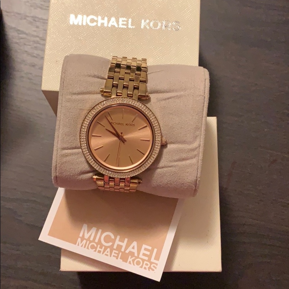 Mk watch